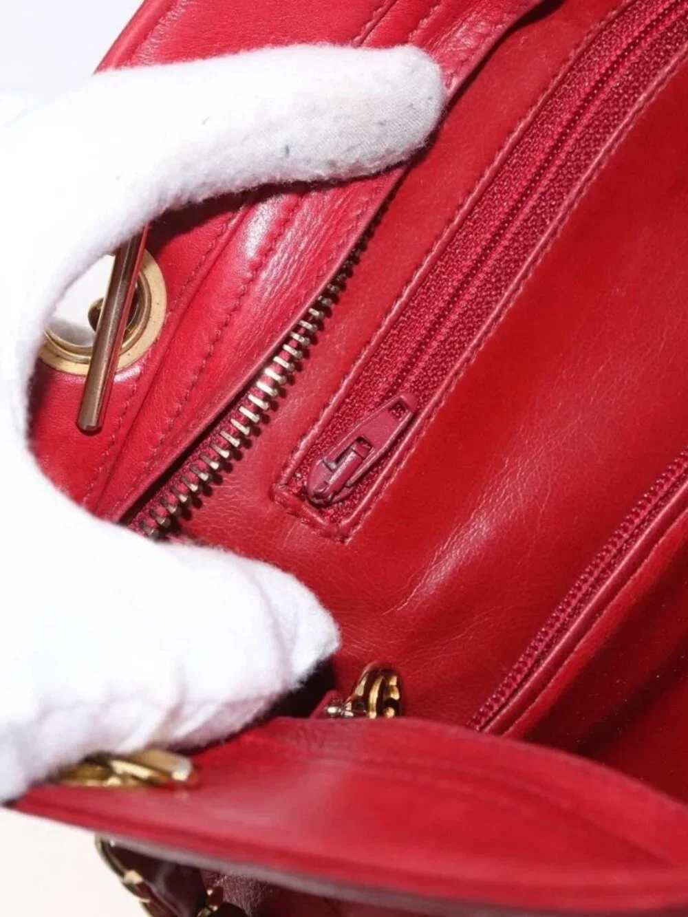 CHANEL Matelasse Chain Shoulder Bag Lamb Skin Red Gold CC Auth 187646